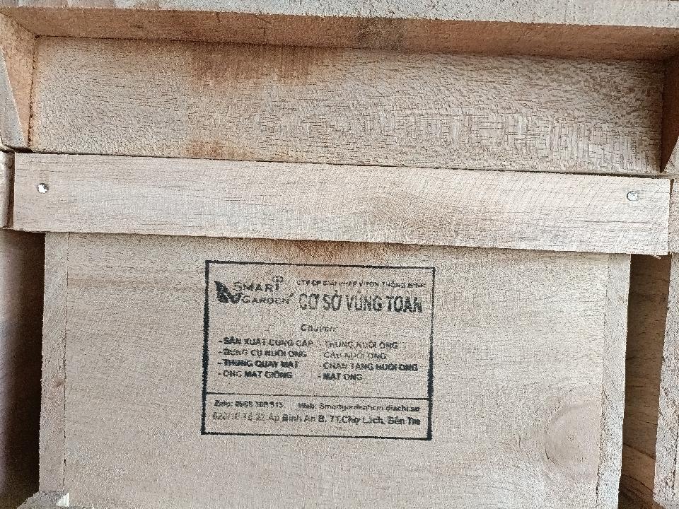Thùng nuôi ong nội địa 03-duoc-ban-tai-VẬT TƯ NUÔI ONG VỮNG TOÀN