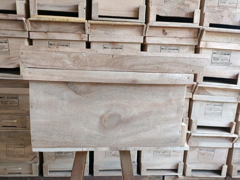 Thùng nuôi ong nội-duoc-ban-tai-VẬT TƯ NUÔI ONG VỮNG TOÀN