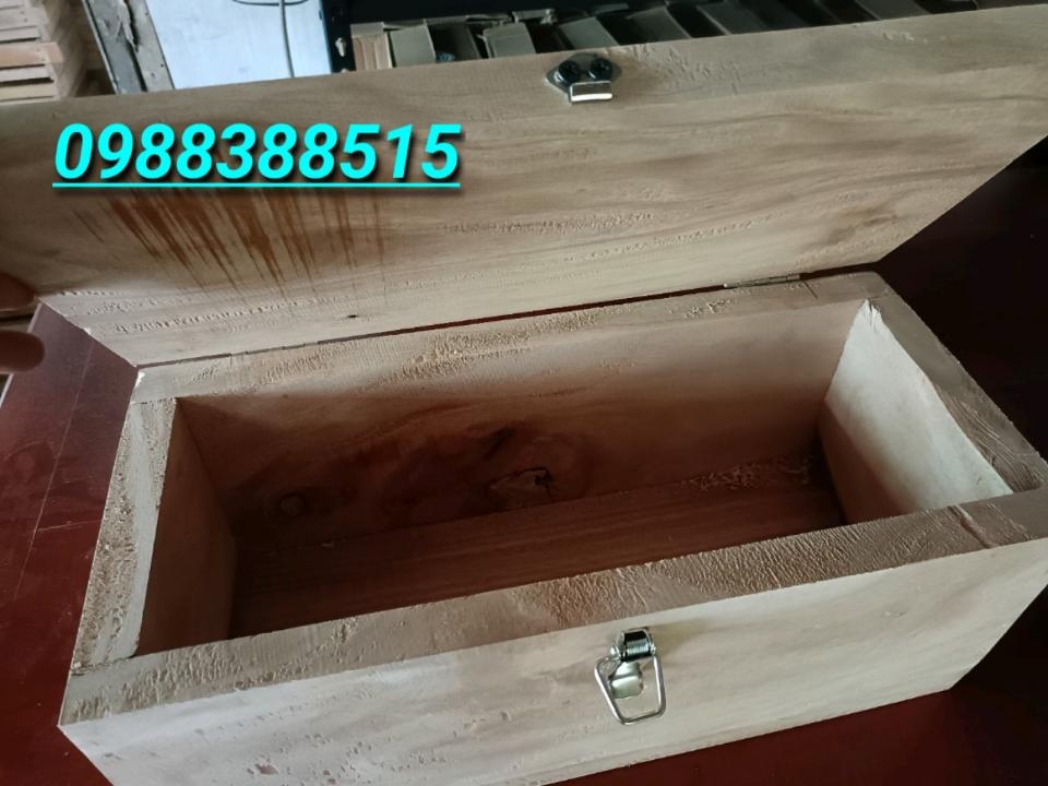Thùng nuôi ong Dú gỗ dầu U 17*17*40*2-duoc-ban-tai-VẬT TƯ NUÔI ONG VỮNG TOÀN