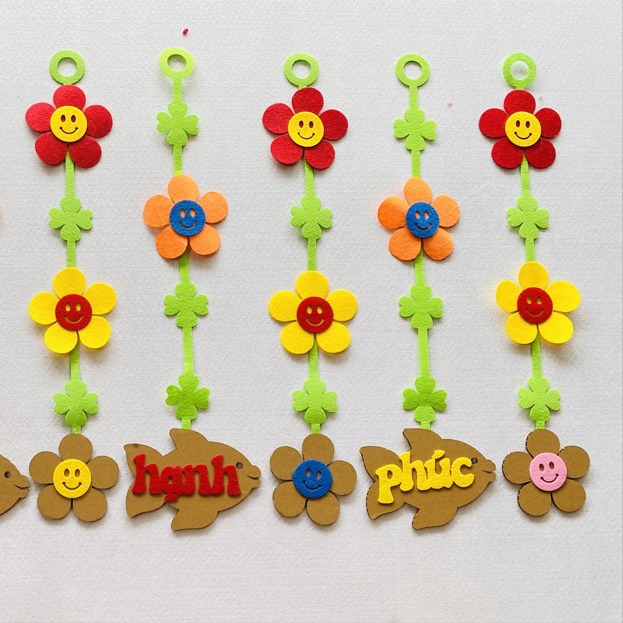 Rèm Bìa Lớp Học Hạnh Phúc-duoc-ban-tai-Thế Giới Mầm Non