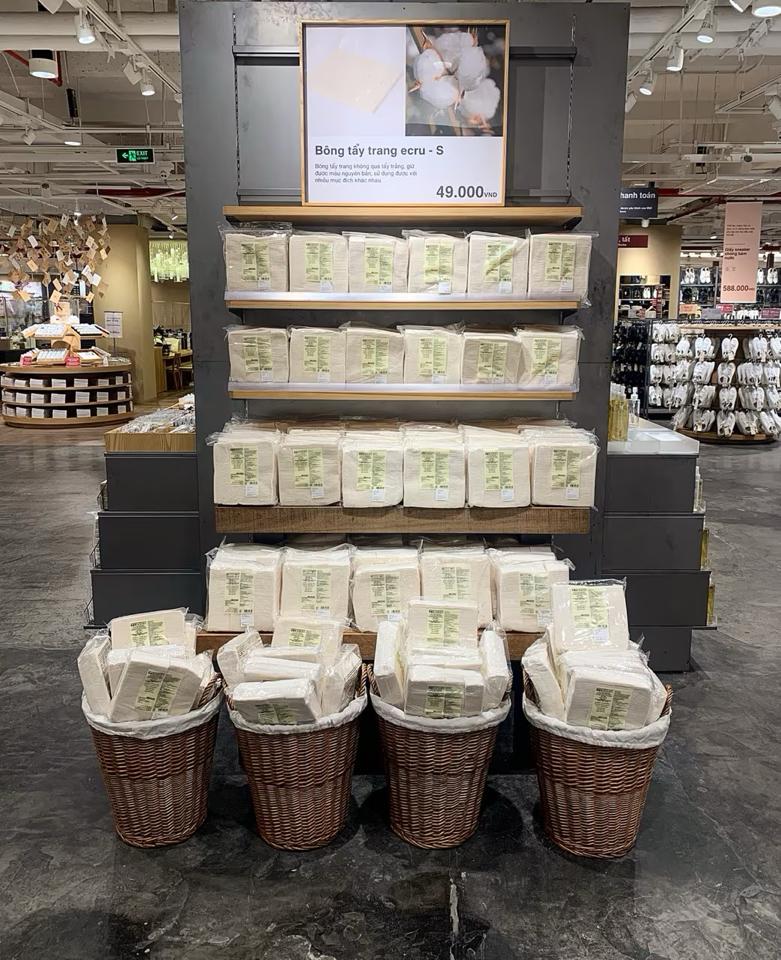 Bông Tẩy Trang Muji Organic Nội Địa Nhật (50x60mm)-180 miếng-duoc-ban-tai-Mẹ Sóc Shop - Hàng Nhật Nội Địa