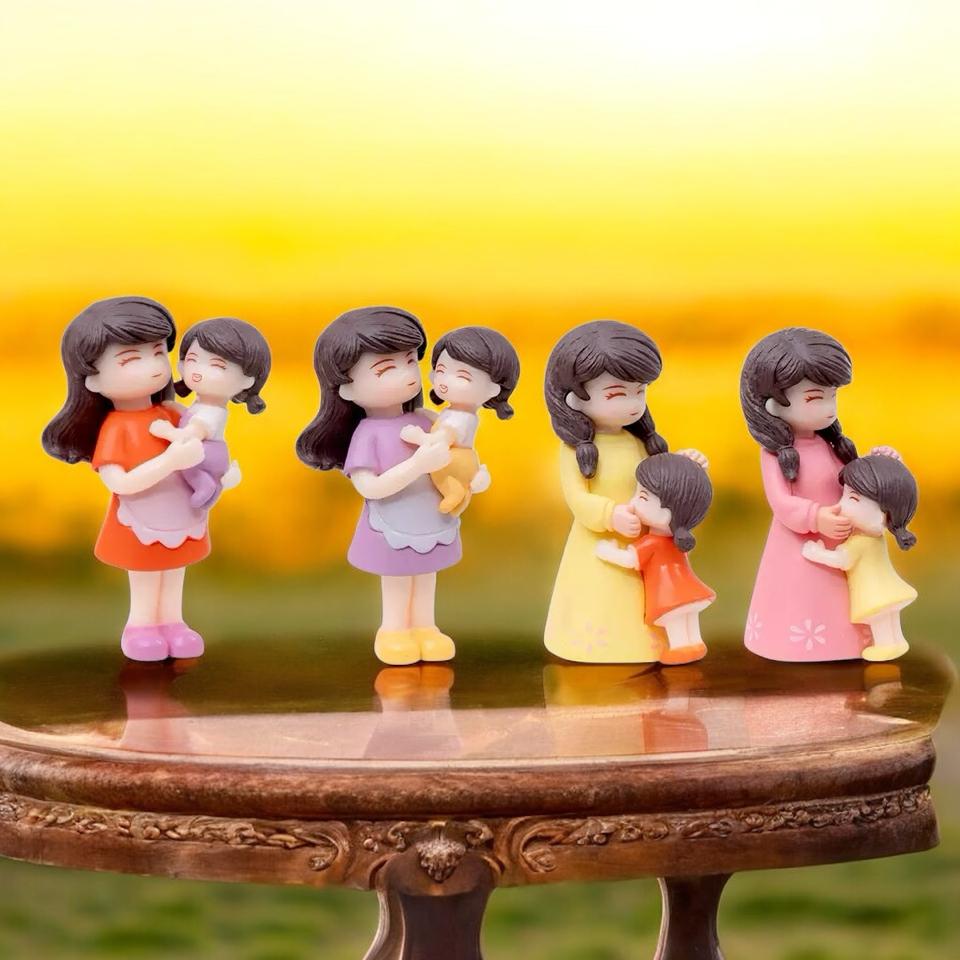 Mẹ và bé gái ( mẫu ngẫu nhiên)-duoc-ban-tai-Thanh Lee Nguyễn( phụ kiện tiểu cảnh).