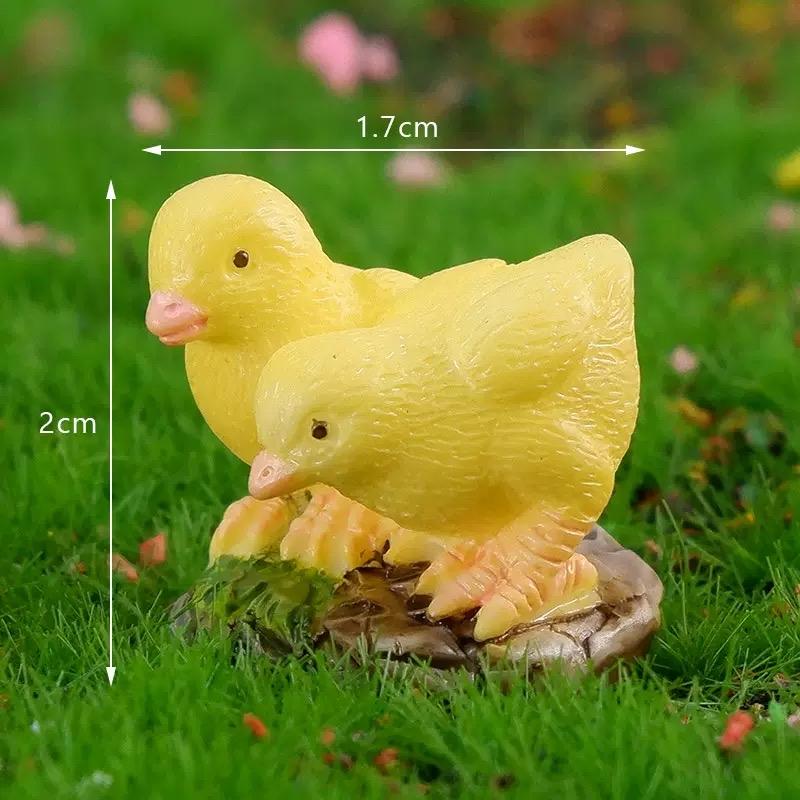 Bộ gà ( Gà trống + gà mái+ gà con)-duoc-ban-tai-Thanh Lee Nguyễn( phụ kiện tiểu cảnh).