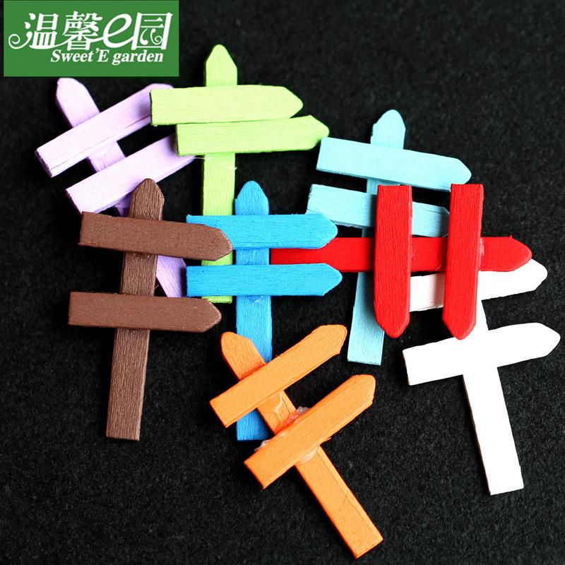 Bảng chỉ dẫn gỗ màu（3x5cm)-duoc-ban-tai-Thanh Lee Nguyễn( phụ kiện tiểu cảnh).