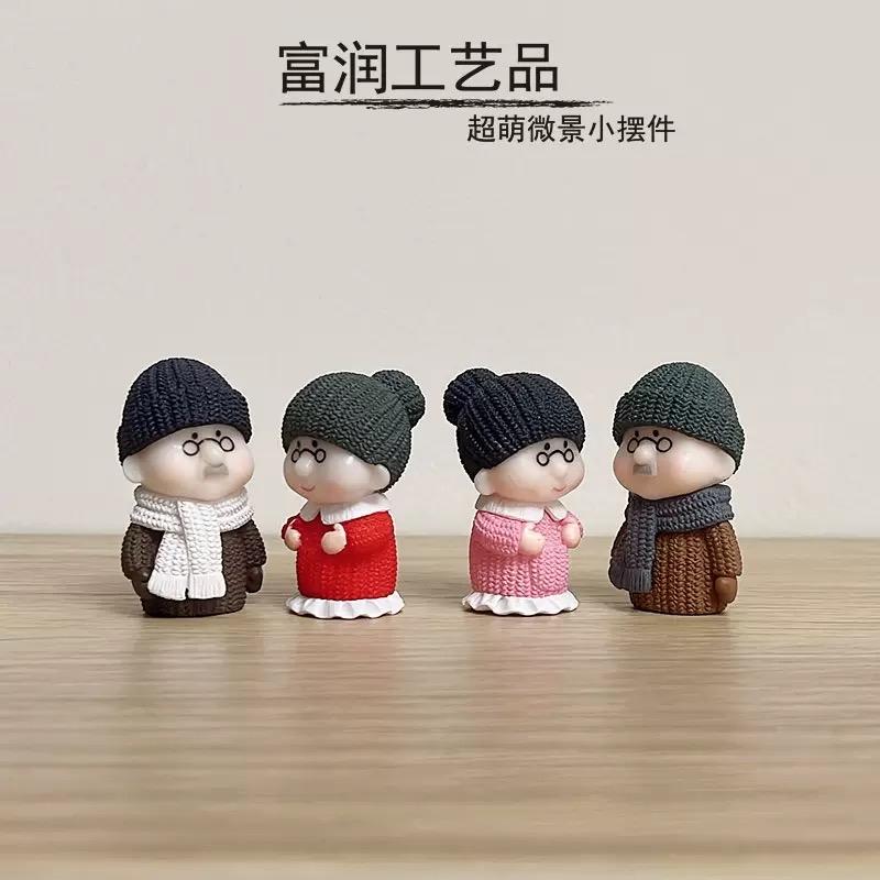 Cặp đôi ông bà đội nón len 2.6x4.4cm-duoc-ban-tai-Thanh Lee Nguyễn( phụ kiện tiểu cảnh).