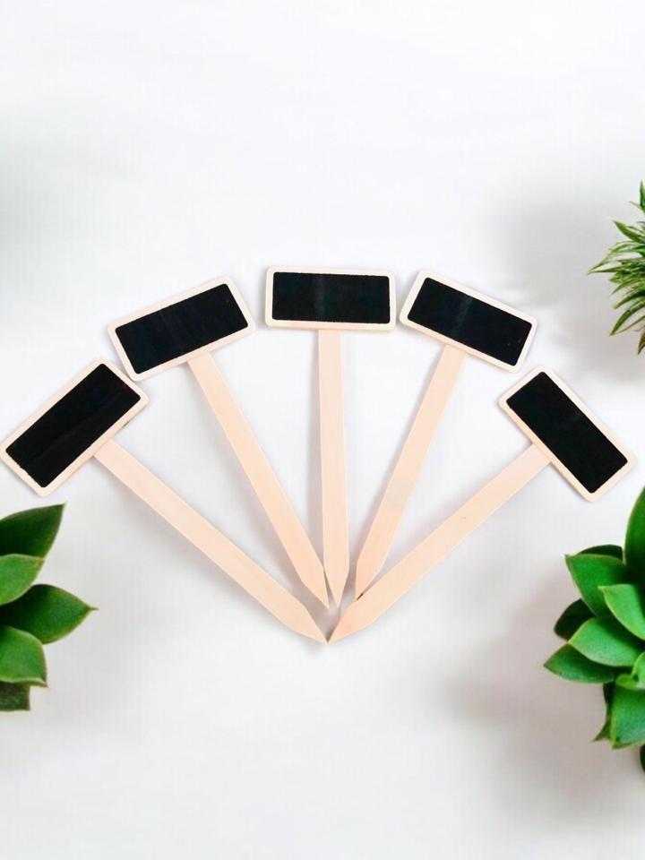 Bảng tên gỗ ( size trung 7x4x15 cm)-duoc-ban-tai-Thanh Lee Nguyễn( phụ kiện tiểu cảnh).