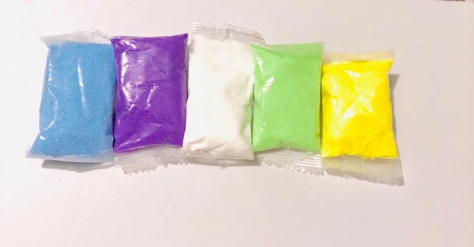 Cát màu trang trí ( gói 25g)-duoc-ban-tai-Thanh Lee Nguyễn( phụ kiện tiểu cảnh).
