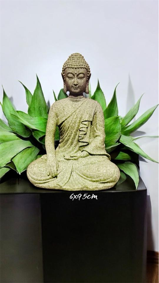 Tượng phật đá sa thạch-duoc-ban-tai-Thanh Lee Nguyễn( phụ kiện tiểu cảnh).