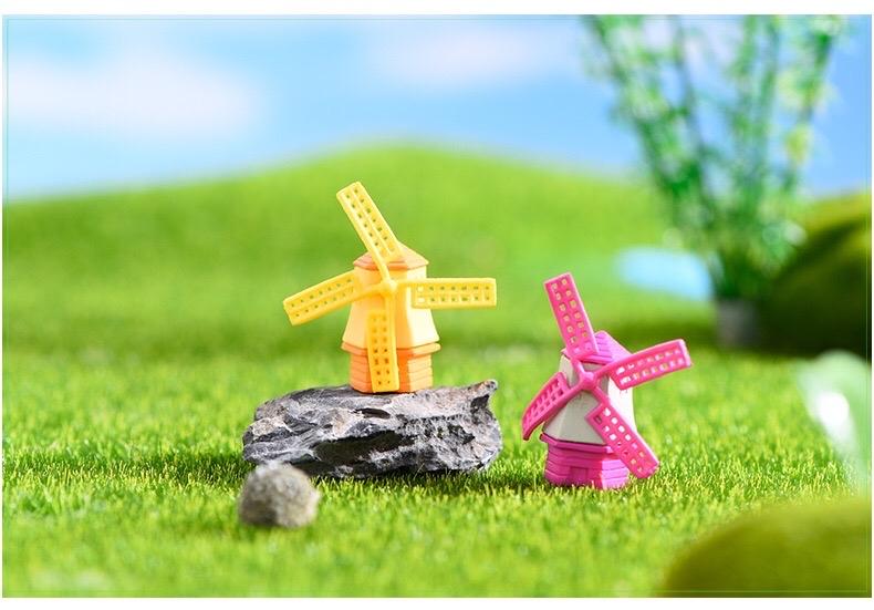 Cối xay gió nhiều màu 4.1x4.3cm-duoc-ban-tai-Thanh Lee Nguyễn( phụ kiện tiểu cảnh).