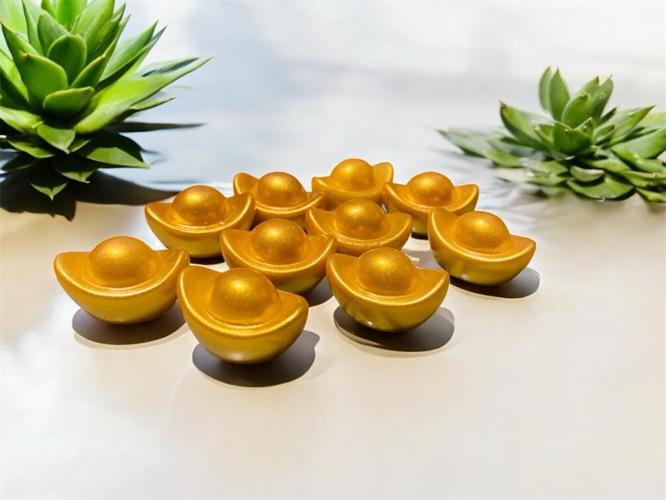 Thổi vàng 2.2x3.3cm-duoc-ban-tai-Thanh Lee Nguyễn( phụ kiện tiểu cảnh).