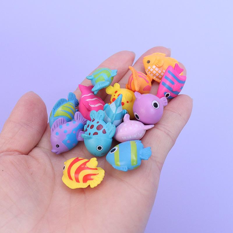 Cá màu mini 2.1cm-duoc-ban-tai-Thanh Lee Nguyễn( phụ kiện tiểu cảnh).