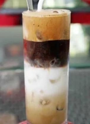 Bạc xỉu-duoc-ban-tai-2CE