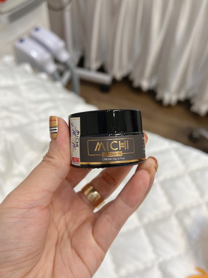Acne 5-duoc-ban-tai-T&T Beauté