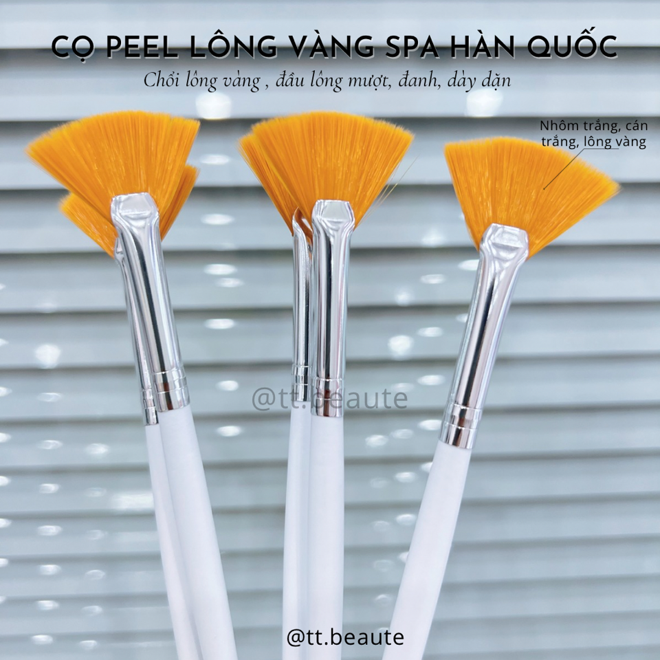 Cọ peel lông vàng cán trắng -duoc-ban-tai-T&T Beauté