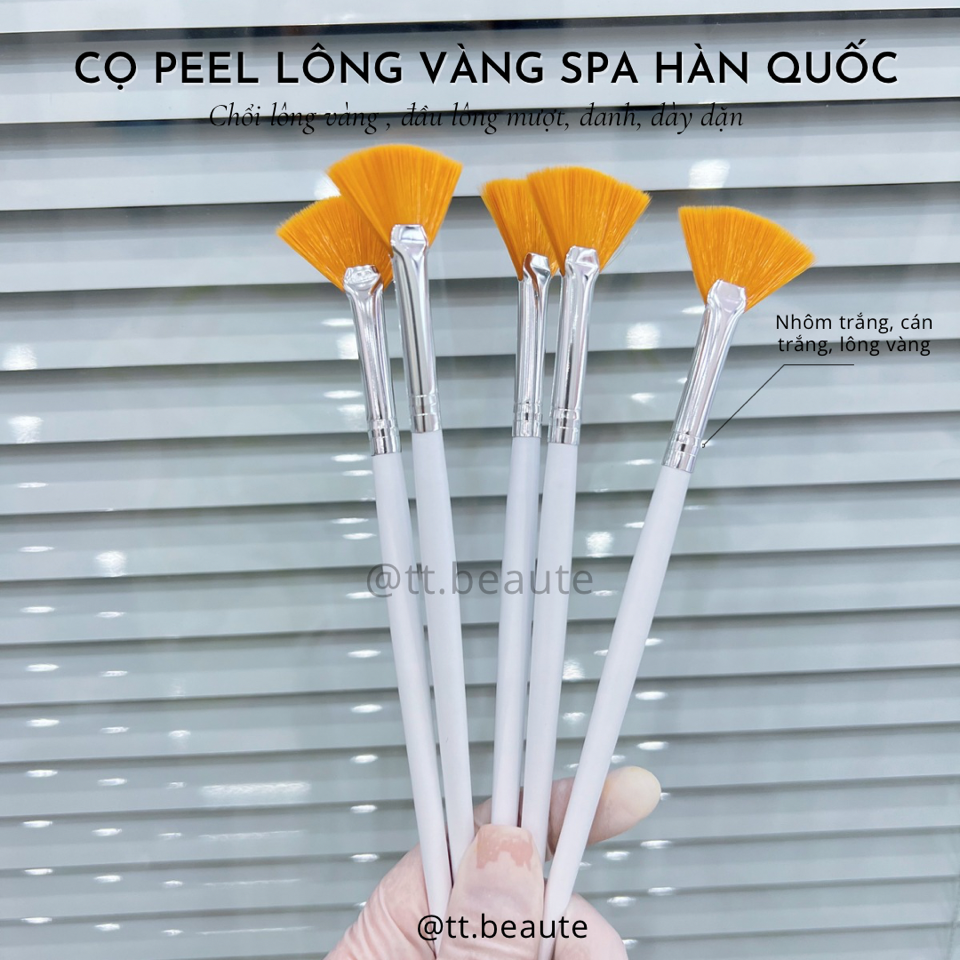 Cọ peel lông vàng cán trắng -duoc-ban-tai-T&T Beauté