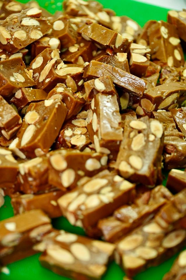 Kẹo toffe 1kg sỉ-duoc-ban-tai-Kiêng Bakery