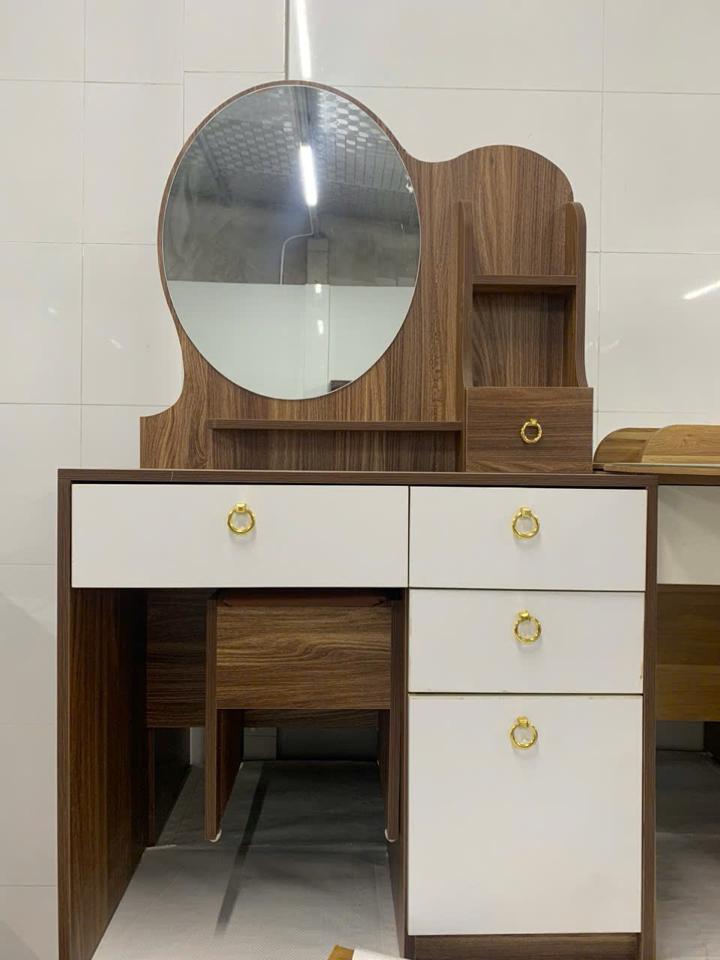 Bàn trang điểm gỗ ép 80cm-duoc-ban-tai-Nội thất Tuấn Thuỷ