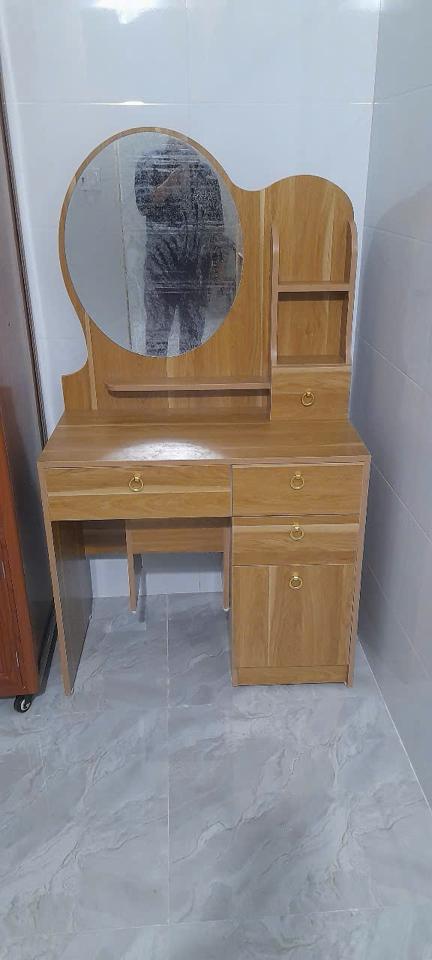 Bàn trang điểm gỗ ép 80cm-duoc-ban-tai-Nội thất Tuấn Thuỷ