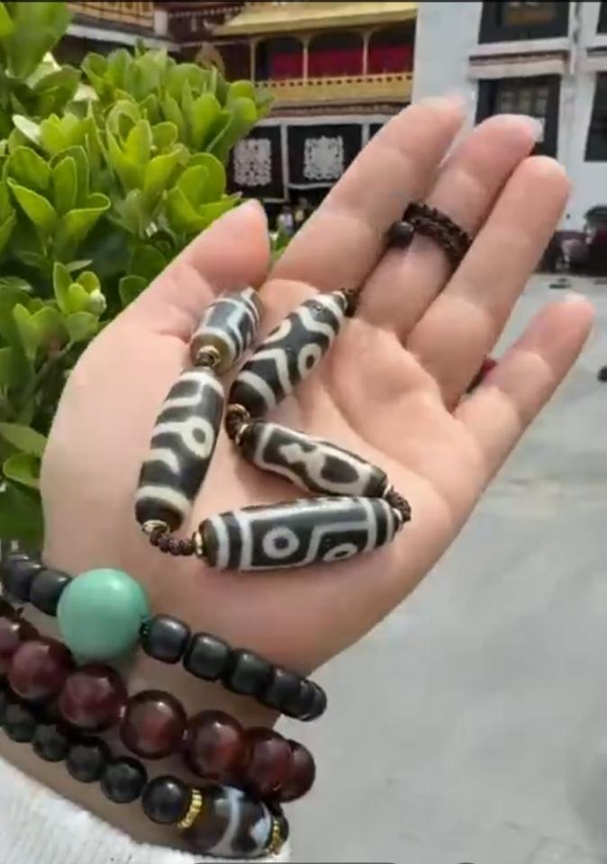 Dzi Tibet Thân Dầu 1-duoc-ban-tai-Dzi Trâm Lê