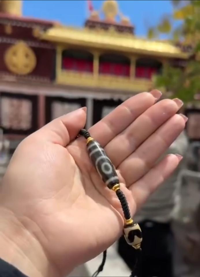 Dây 2 Mắt mix Dzi  Nanh Hổ VIP sưu tầm ( kèm video gia trì ).-duoc-ban-tai-Dzi Trâm Lê