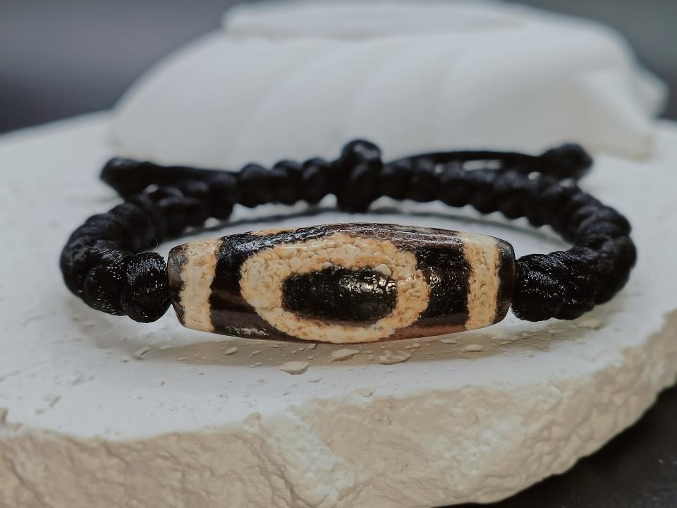 Dzi thiên địa VIP Same Old -duoc-ban-tai-Dzi Trâm Lê