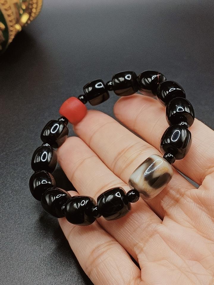 Dzi Nanh hổ sưu tầm Tibet -duoc-ban-tai-Dzi Trâm Lê