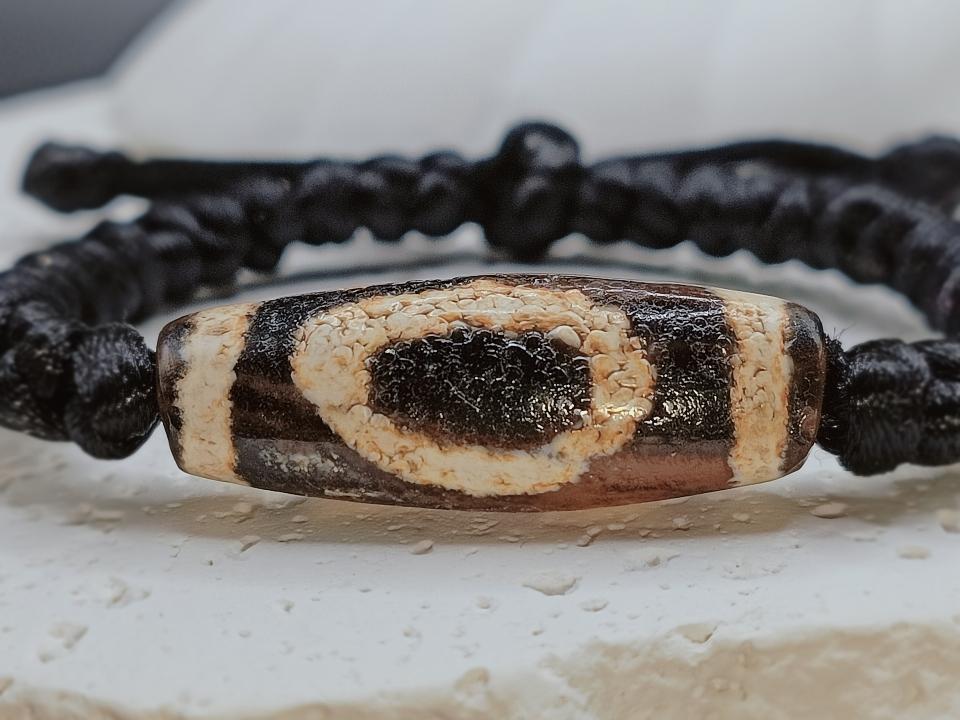 Dzi thiên địa VIP Same Old -duoc-ban-tai-Dzi Trâm Lê