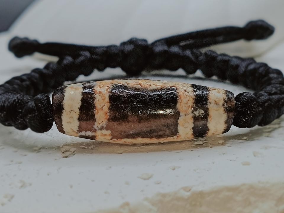 Dzi thiên địa VIP Same Old -duoc-ban-tai-Dzi Trâm Lê