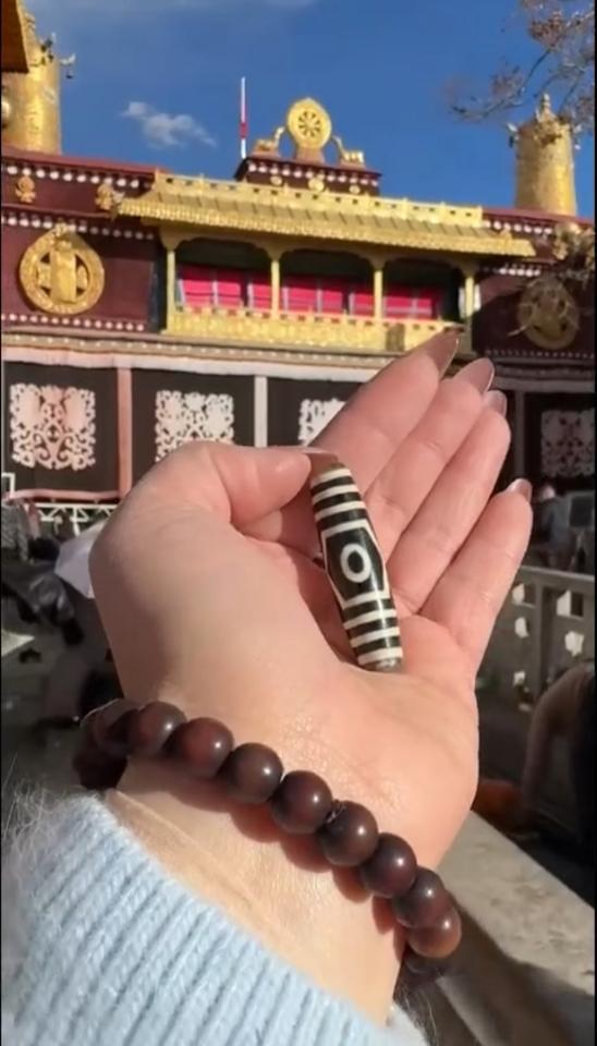 Dzi 3 Mắt vip Tibet-duoc-ban-tai-Dzi Trâm Lê