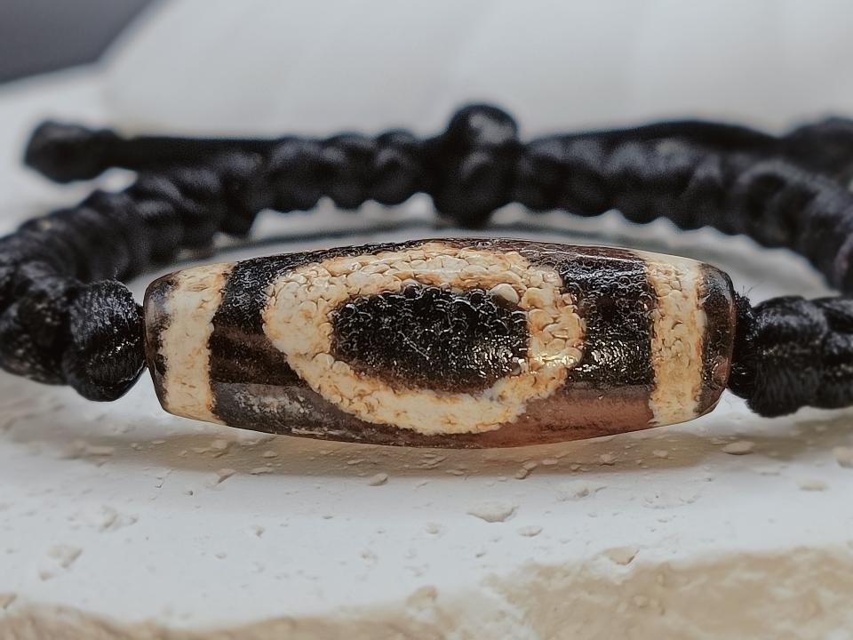 Dzi thiên địa VIP Same Old -duoc-ban-tai-Dzi Trâm Lê