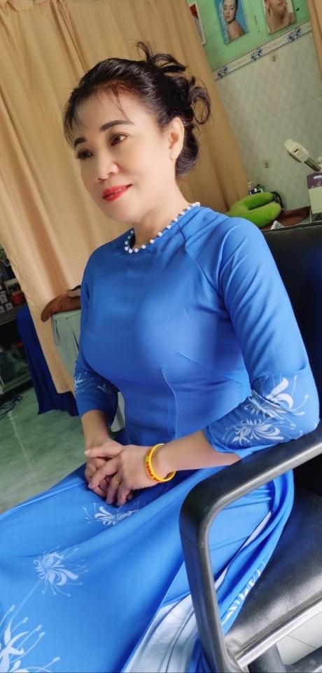Trang điểm -duoc-ban-tai-Như Hội Cosmetics
