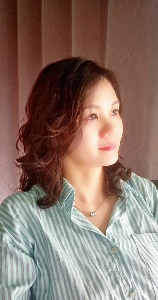 Uốn tóc phục hồi -duoc-ban-tai-Như Hội Cosmetics