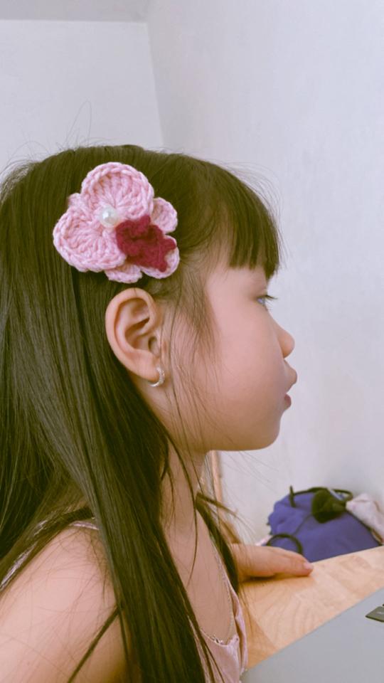 Kẹp tóc hoa Lan-duoc-ban-tai-LEN’NII