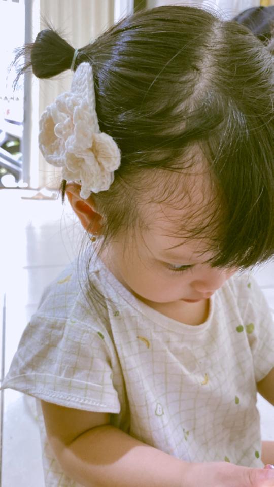 Kẹp tóc hoa Lan-duoc-ban-tai-LEN’NII