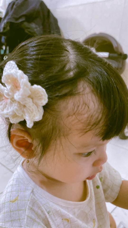 Kẹp tóc hoa Lan-duoc-ban-tai-LEN’NII
