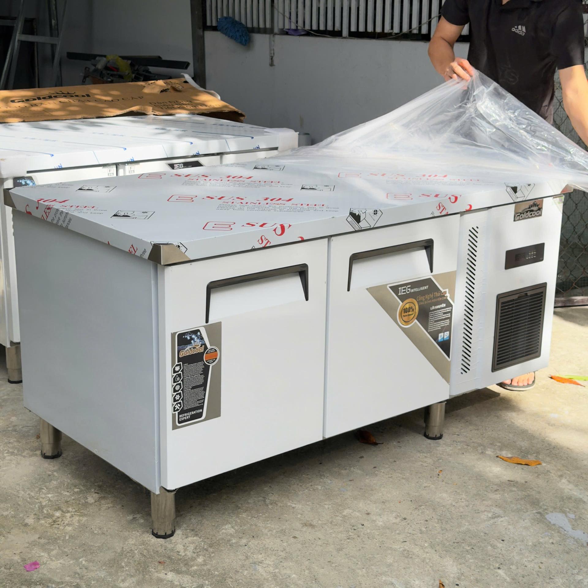 Bàn Lạnh 3 chế độ GoldCool 1m5 (KT: 1500 x 800 x 800mm) - Quạt Gió-duoc-ban-tai-Điện Máy Thiên Gia Hân