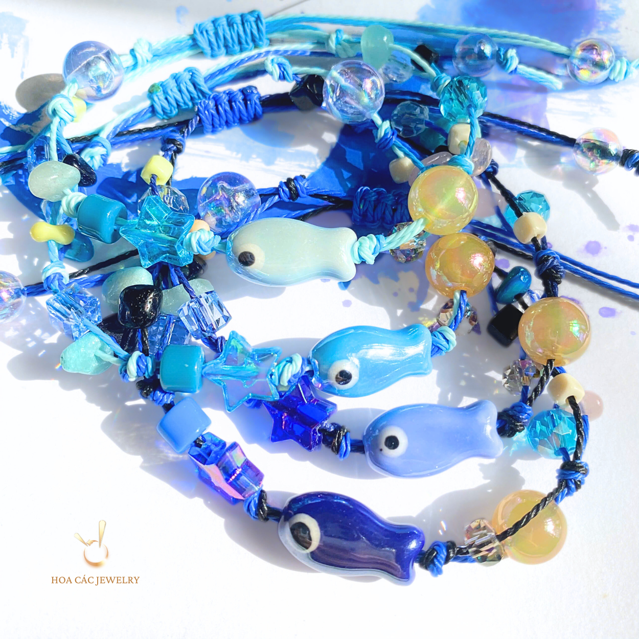 [BST HANDMADE] Vòng tay 𝐂𝐀́ 𝐗𝐀𝐍𝐇 – 𝐌𝐀̆́𝐓 𝐐𝐔𝐘̉ 𝐇𝐎̣̂ 𝐌𝐄̣̂𝐍𝐇 💙✨-duoc-ban-tai-Hoa Các Colour