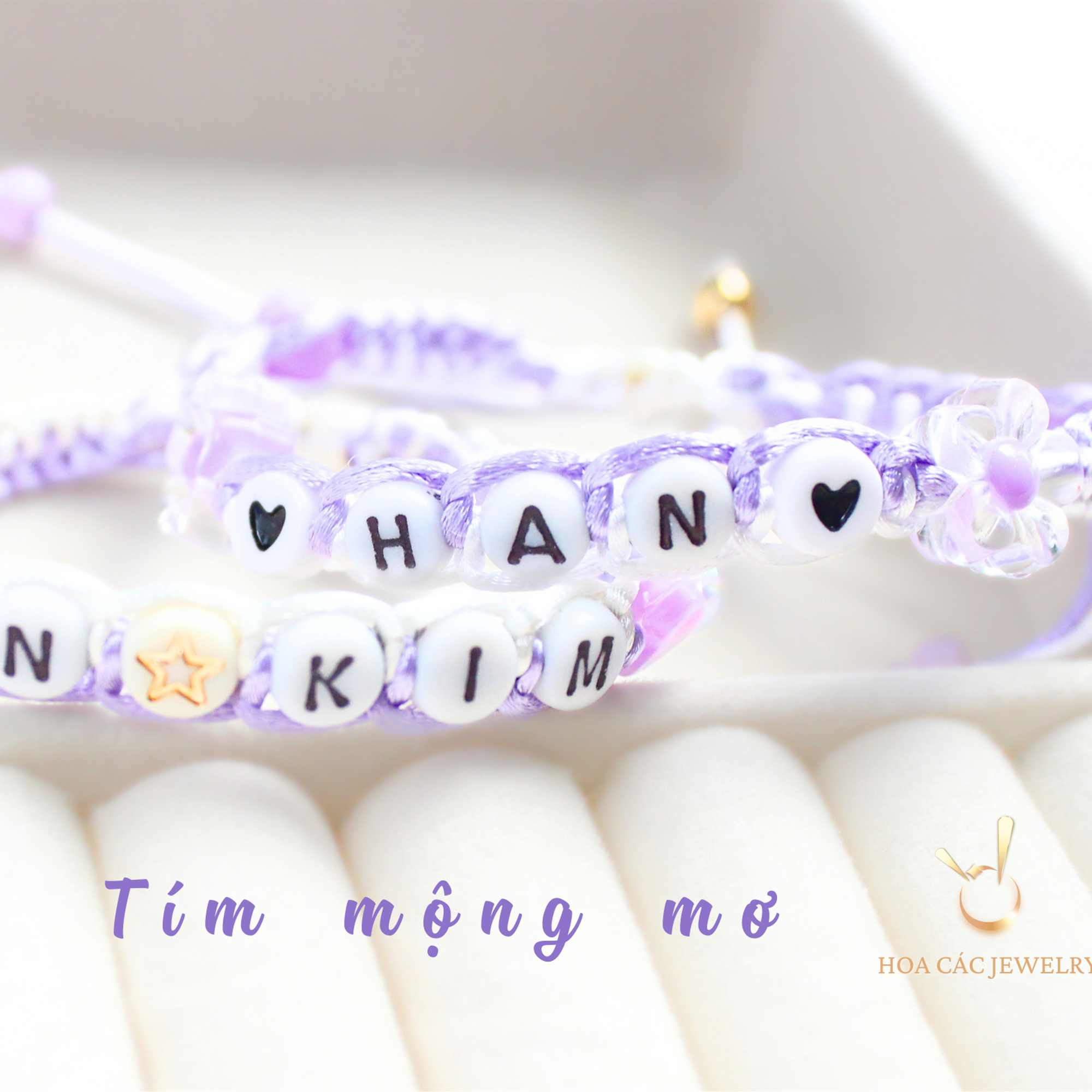 [BST HANDMADE] Vòng tay Phối Chữ - mang đậm dấu ấn độc bản-duoc-ban-tai-Hoa Các Colour