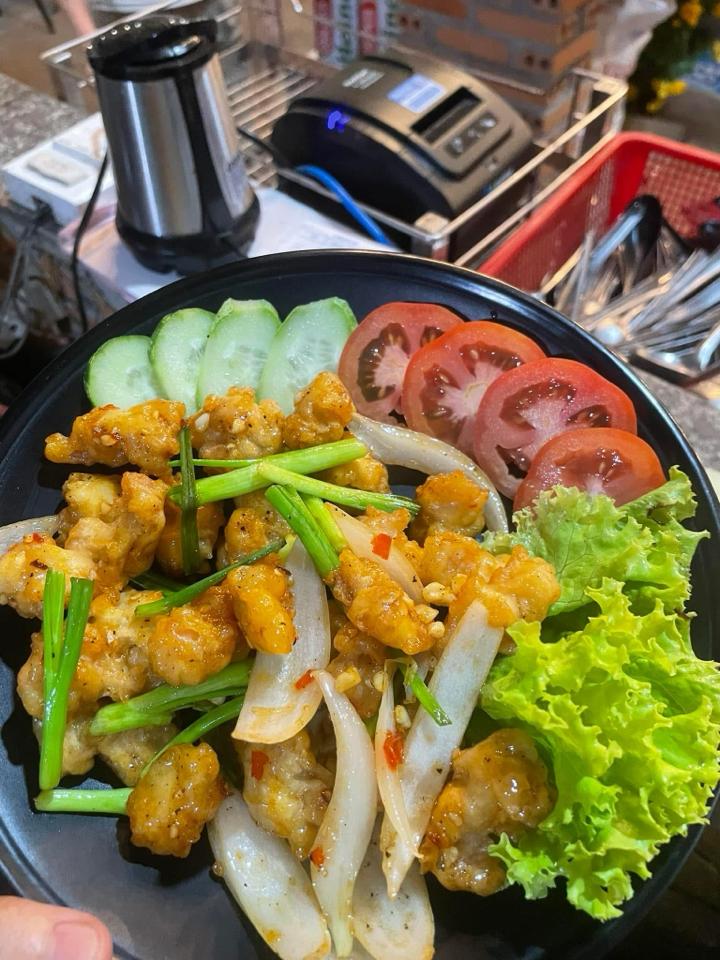 Sụn gà chiên mắm-duoc-ban-tai-Thảo Nhi Food Garden