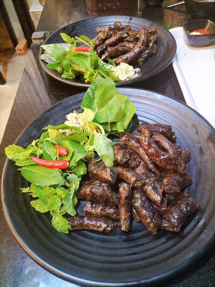 Dồi dê đặc biệt -duoc-ban-tai-Thảo Nhi Food Garden