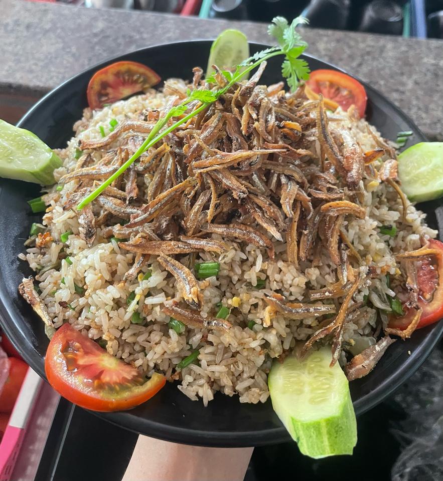 Cơm chiên cá mặn -duoc-ban-tai-Thảo Nhi Food Garden