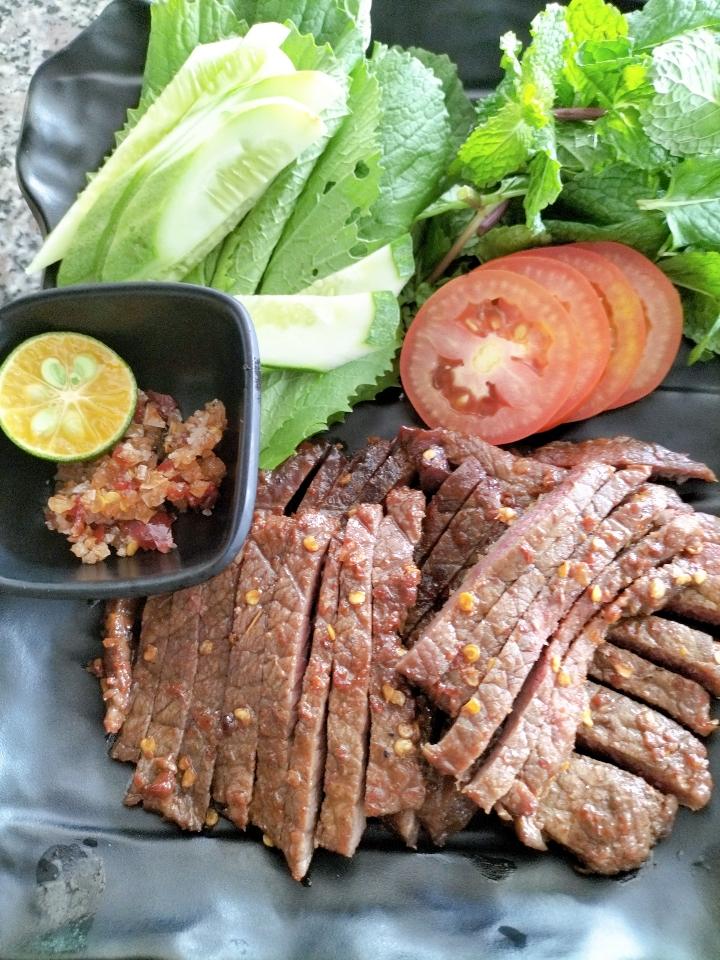Bò 1 nắng nướng-duoc-ban-tai-Thảo Nhi Food Garden