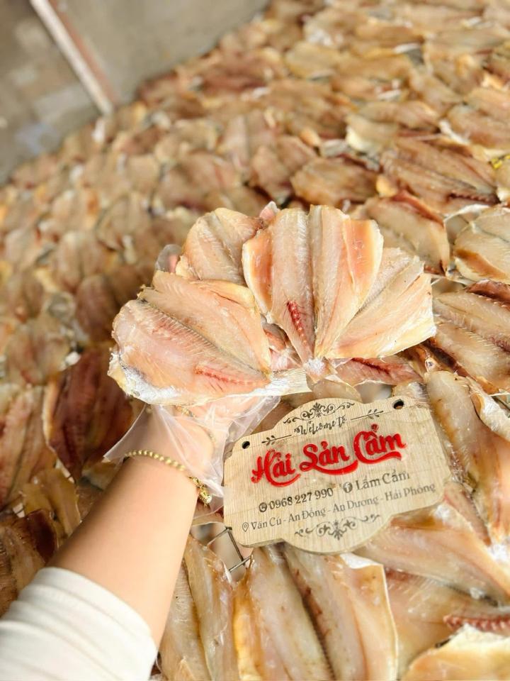 cá sếch xẻ 1 nắng-duoc-ban-tai-HẢI SẢN CẨM