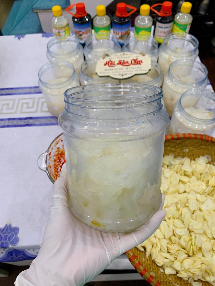 Chân sứa trắng chua ngọt-duoc-ban-tai-HẢI SẢN CẨM