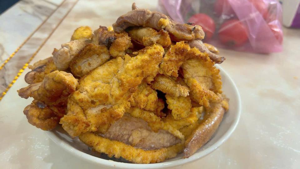 Trứng cá thu-duoc-ban-tai-HẢI SẢN CẨM