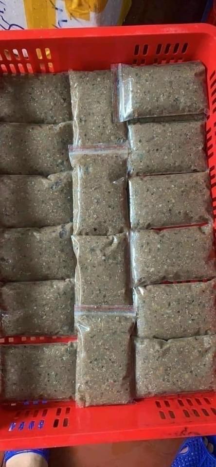 Cua đá xay-duoc-ban-tai-HẢI SẢN CẨM