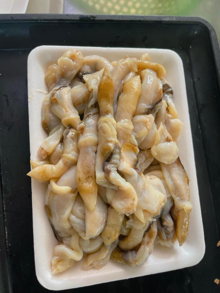Ruột móng tay-duoc-ban-tai-HẢI SẢN CẨM