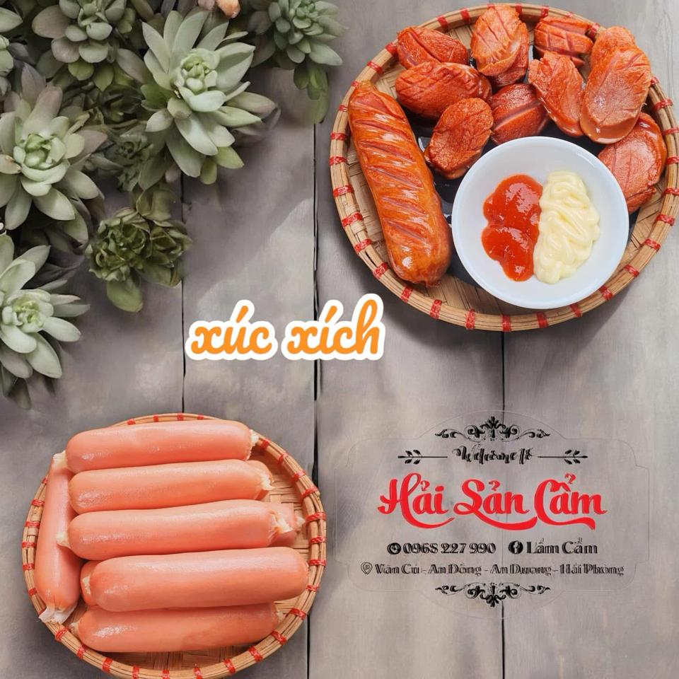 Xúc xích-duoc-ban-tai-HẢI SẢN CẨM