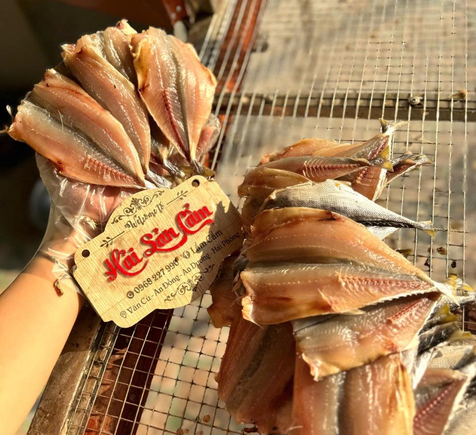 Thu non xẻ phanh héo-duoc-ban-tai-HẢI SẢN CẨM