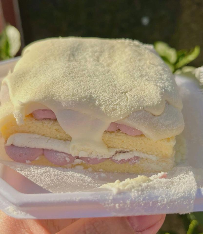 Khoai môn 7 tầng vị-duoc-ban-tai-THE350F HANOI BY GC